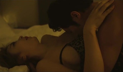 Amateur Asian teen couple fuck like crazy