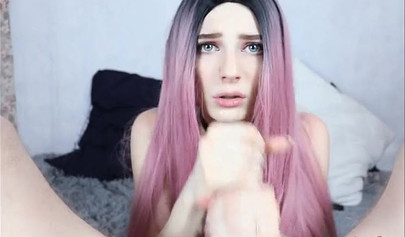 Amateur pink haired hottie gags with that big cock