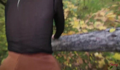 Autumn is perfect time for fucking and sucking outdoors