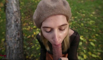 Autumn is perfect time for fucking and sucking outdoors