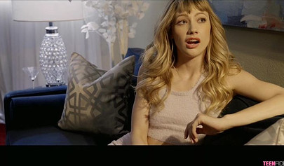 Kinky dude pleasures Lily Rader and her hardcore sex needs