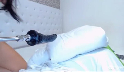 Bootylicious brunette gets her anus fucked by a sex machine