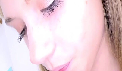 Naughty teen Hannah Hays gets her cunt toyed up & fucked at photo session