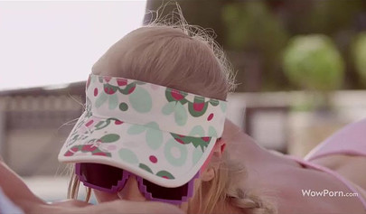 Violette Pure uses empty pool to get anal fucked