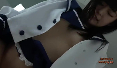 Asian schoolgirl takes stiff dong in her tight shaved pussy