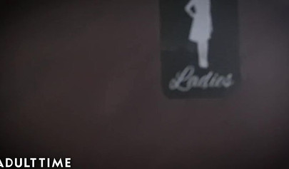 Lola Fae let her suggar daddy Bill Bailey to fuck her anal hole