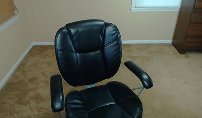 Webcam brunette showing her beautiful natural tits