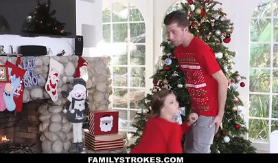 Sluttty brunette hoe Riley Mae gets mouth full of cum for holiday