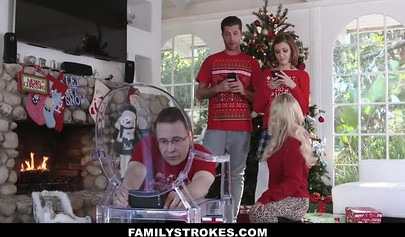 Sluttty brunette hoe Riley Mae gets mouth full of cum for holiday