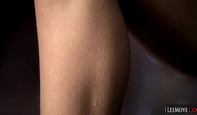 You can't say no to these teens who pleasure their needs with fingers