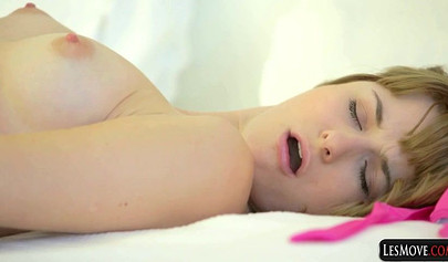 Compilation of tiny teens giving their best to pleasure their cunt