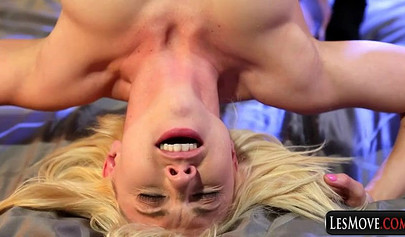 Adorable college girls getting their pussies licked in this lovely compilation