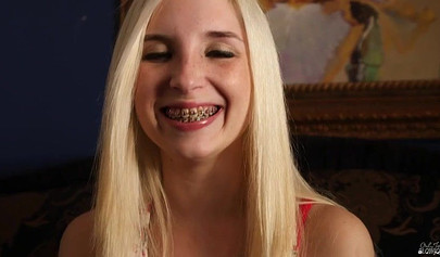 Blonde petite lady Piper Perri gets her throat filled with shaft