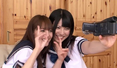 Japanese skinny chicks Ai Uehara and Rei Mizuna enjoy lesbian intercourse