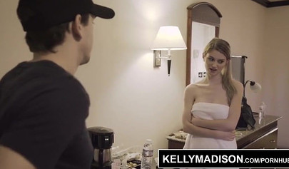 Sweet chick with big tits Bunny Colby gets facialized after sex in bathroom