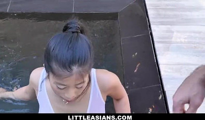 Asian hottie Jade Kush gives blowjob and gets pounded in the pool