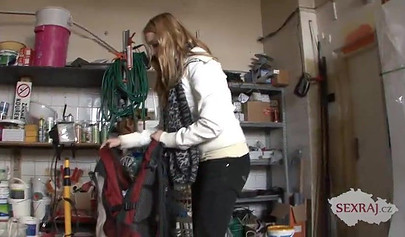 Blonde slut Jessica Neight gets gangbanged by several big dicks