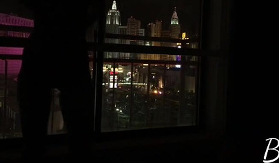 Amateur couple fucking on their glamour vacation in a hotel room