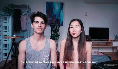 Asian girlfriend loves to fuck with her white boyfriend