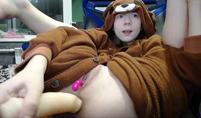 Naughty petite teen spreads her legs and toys her sexy ass on webcam