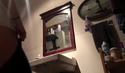 Voyeur cam caught gorgeous blonde babe nude in the bathroom