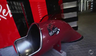 Hot European couple Luna and James love to fuck on camera