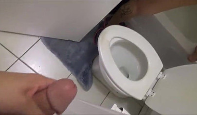 Alex Adams splashes young Jazmin Grey all over her face