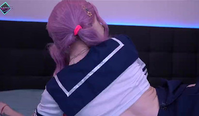 Daddy wants to try the little girl's sweet ass