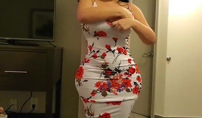 Curvy escort skank lets the sugar daddy top her twat