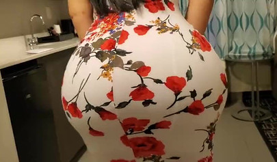 Curvy escort skank lets the sugar daddy top her twat