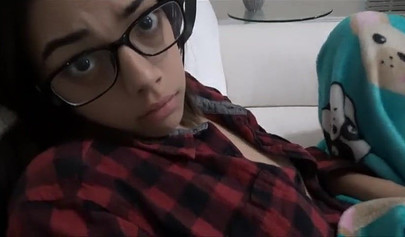 Hot and nerdy stepdaughter hammered after giving a playful blowjob