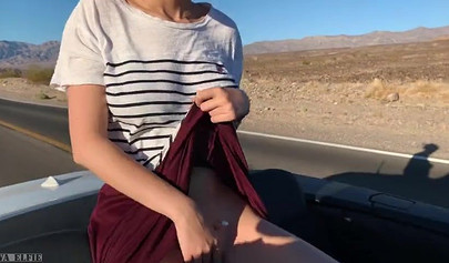 Playful blonde teenie sucks dick and rides it in a car outdoors