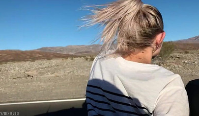 Playful blonde teenie sucks dick and rides it in a car outdoors