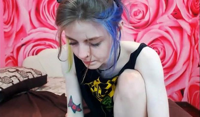 Pale teenage hottie teases with her skinny body and cute feet