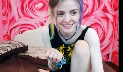 Pale teenage hottie teases with her skinny body and cute feet