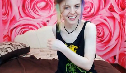 Pale teenage hottie teases with her skinny body and cute feet