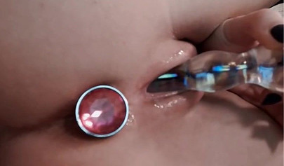 Blonde teenage lady fills both of her yummy holes with sex toys