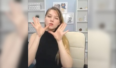 Blonde nubile reveals her body to her fans on a web camera