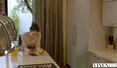 Perverted teenage redhead chick pleases a dude with her lips and pussy