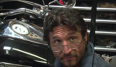 Adorable babe sucks the dick and fucks in a workshop