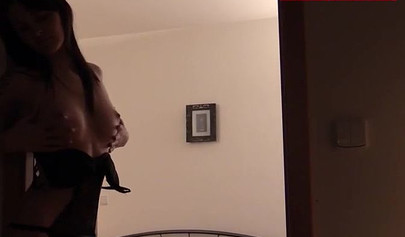 Curvy solo teen brunette Belle Claire stuffing her pussy with dildo