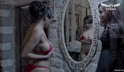 Gorgeous Indian lesbian Julia Ann fingering her horny girlfriend