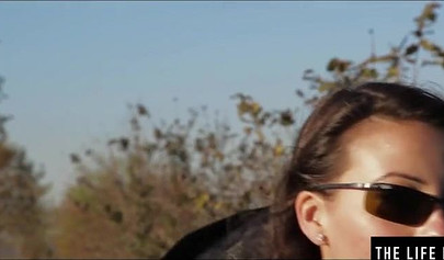 Sultry country rubbing her cock hungry pussy by the fireplace