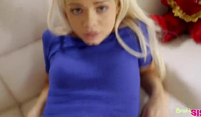 Teen babe Elsa Jean gets chocolate candies and dick for St Valentines