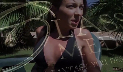 18 year old beauty gets kissed and fucked by her stepfather