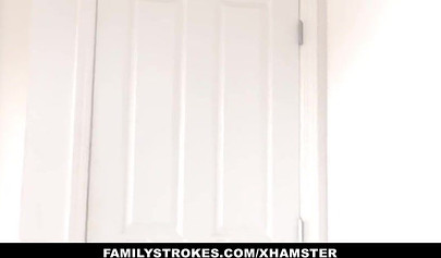 Breathtaking teen Hannah Hays gets facialed after fucking hard