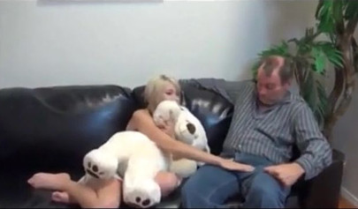 Teenage vixen Zelda gets her booty slapped and pussy dicked by her stepdad