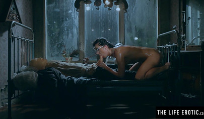 Stunning babe with glasses blows off and fucks a creepy mummy