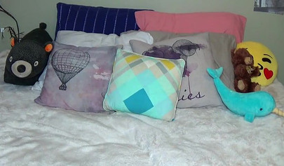 Delicious small boobed teen rubbing her innocent pussy on cam