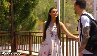 Natural teen Eliza Ibarra deepthroats and humps a throbbing dick